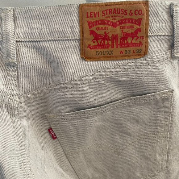 Vintage Grey Levis - Picture 5 of 6